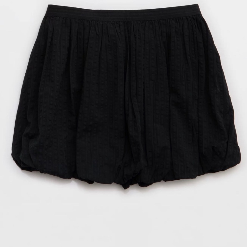 NWT AERIE Black Textured Bubble Skirt - Picture 3 of 6